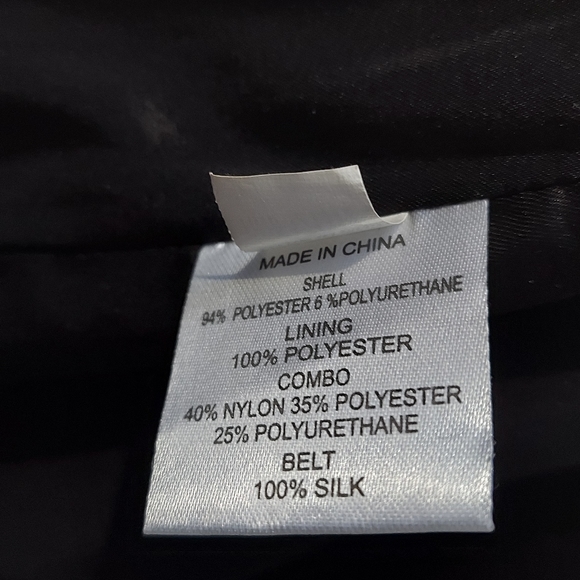 Gryphon Lou Metallic Faux Fur Vest - Picture 11 of 14